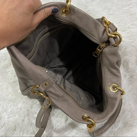 MARC by Marc Jacobs Too Hot to Handle Tote - Picture 9 of 16